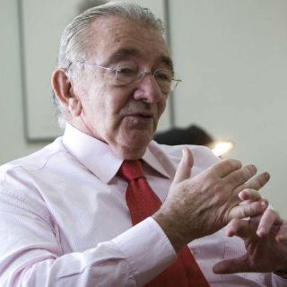 Fallece presidente del Barça que fichó a Johan Cruyff