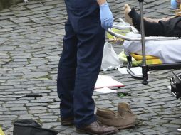 Un policía y otra personas fallecieron a causa de este ataque, según la cadena británica BBC. AP / S. Rousseau