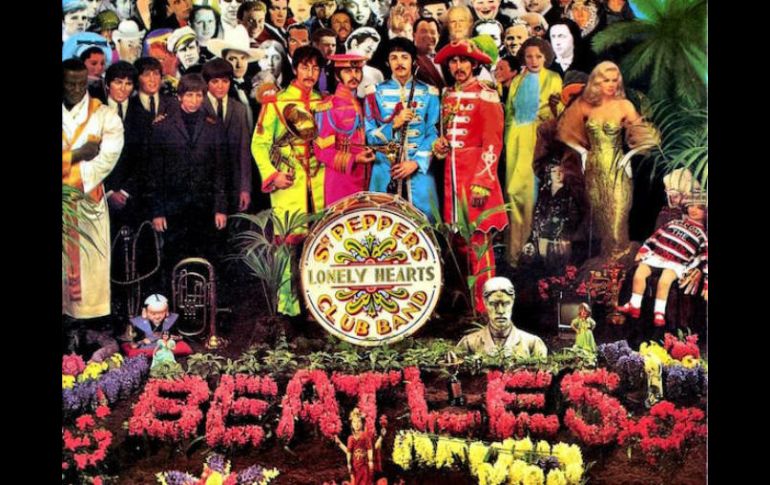 'Sgt Pepper's Lonely Hearts Club Band' es uno de los álbumes más famosos de The Beatles. ESPECIAL /
