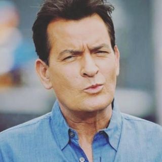 Charlie Sheen asegura que otros famosos de Hollywood tienen VIH