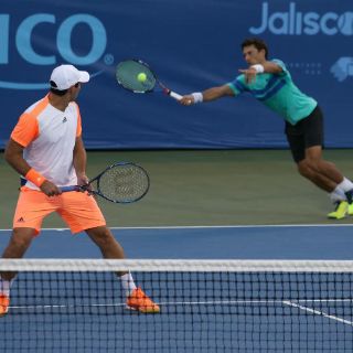 Santiago González avanza en dobles en el Jalisco Open