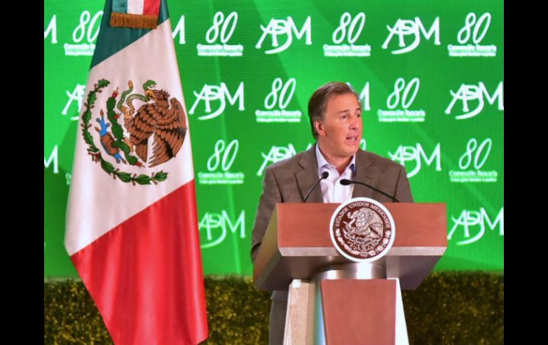 El funcionario dijo que las reformas estructurales y los avances económicos que ha tenido el país han sido fundamentales. TWITTER /  @JoseAMeadeK