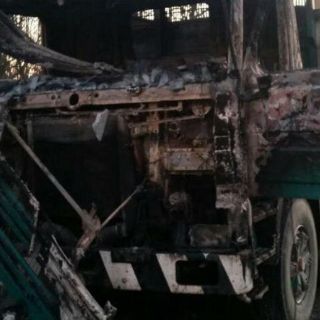 Rescatan a 27 refugiados sirios encerrados en un camión en llamas