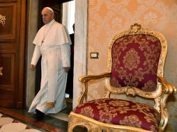 Francisco 'encomienda a todos los que han muerto al amor misericordioso de Dios Todopoderoso', según el comunicado. EFE / V. Pinto