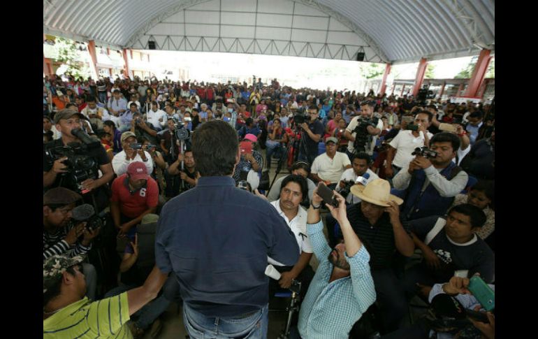 Ambrosio Hernández señaló que quieren una mesa de trabajo con Osorio Chong o intensificarían sus manifestaciones. SUN / ARCHIVO