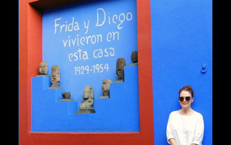 Julianne Moore visitó el Museo Frida Kahlo. TWITTER / @museofridakahlo