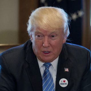Trump da ultimátum para votar su propuesta de reforma de salud
