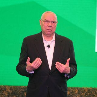 México debe defender su soberanía en el TLCAN: Colin Powell