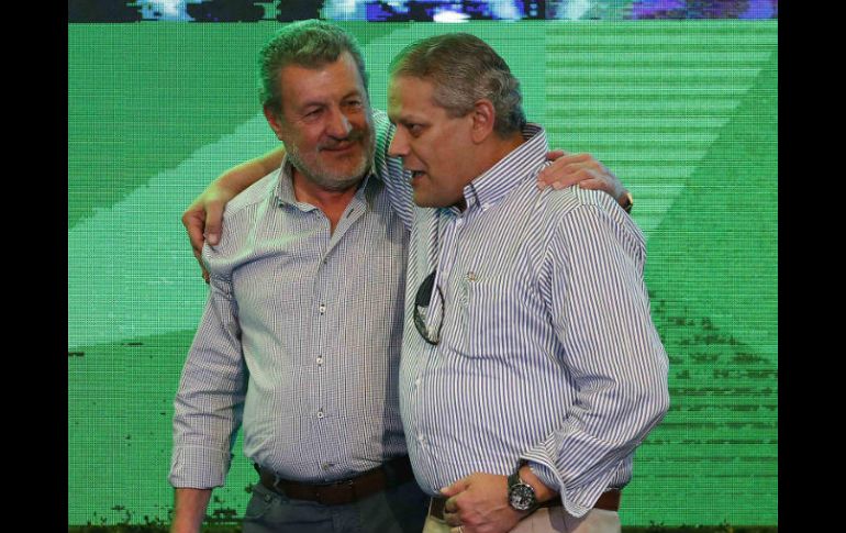 El presidente entrante de la ABM, Marcos Martínez (izq) dio su primer discurso como representante del sector bancario. SUN / Y. Xolalpa