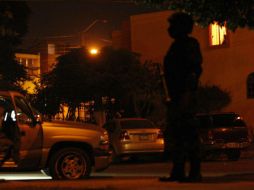 Los hombres de aproximadamente 20 años se encontraban platicando en la calle, cuando varios sujetos les dispararon de forma directa. EL INFORMADOR / ARCHIVO