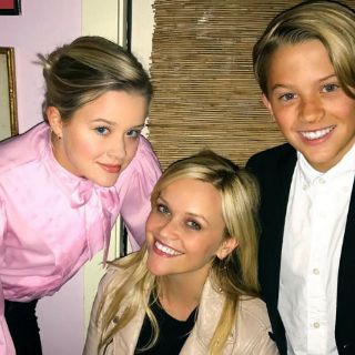 El sorprende parecido entre Reese Witherspoon y sus hijos