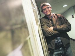 Emiliano Monge habla de 'La superficie más honda', su reciente libro de cuentos, donde reflexiona sobre la violencia y sus estragos. EL INFORMADOR / E. Barrera