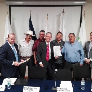 Con mesa de diálogo buscan solucionar conflicto del Aeropuerto