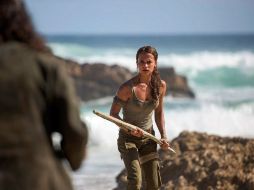 El filme mostrará una Lara Croft de apenas 21 años que se embarca en un viaje para encontrar a su padre. TWITTER / @AliciaVikanderD