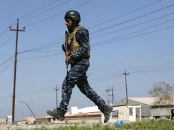 Denuncian que los militares atacan posiciones del Estado Islámico junto con edificios civiles. AFP / A. Gharabli