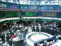 La plaza bursátil mexicana opera con un importe económico de 326.019 millones de pesos. NTX / ARCHIVO