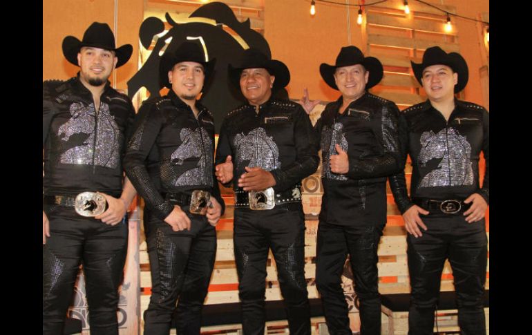 Bronco tiene nuevos integrantes: el baterista Javier Cantú y los hermanos José y René Esparza. SUN / C. Mejía