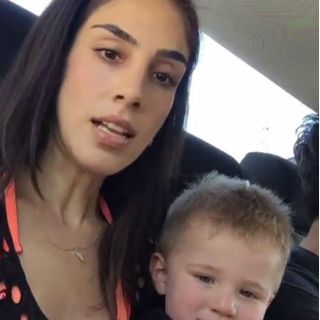 Enternece canto del bebé de Sandra Echeverría