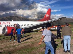 Los equipos de emergencia llegaron para sofocar las llamas. ESPECIAL / Xinhua/C. Fernández