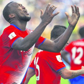 Honduras y Costa Rica se reparten puntos