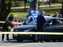 El hecho ocurrió a las 09:22 horas locales y  se desconoce si la conductora tenía la intención de huir o de provocar heridas a agentes. EFE / M. Reynolds