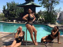 Graham posó en los paisajes de las islas Fiji para el número de verano de Sports Illustrated Swimsuit. INSTAGRAM / theashleygraham