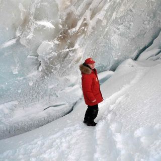 Putin viaja al Ártico para inspeccionar limpieza de residuos
