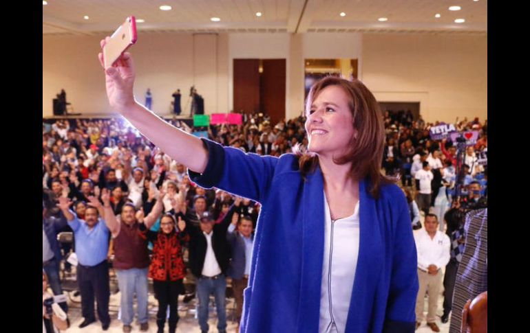 Margarita Zavala se postula hasta el momento como la única mujer contendiente por la presidencia de México en el 2018. TWITTER / @Mzavalagc