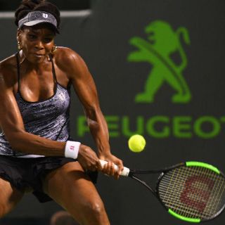 Venus Williams gana a Kerber en Miami