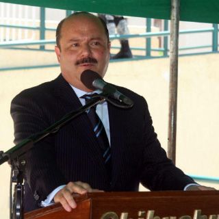 Chihuahua pide que Interpol busque a César Duarte