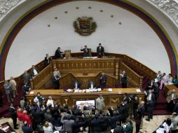 La bancada opositora ha pedido a la OEA aplicar la Carta Democrática Interamericana y sancionar al gobierno. EFE / M. Quintero