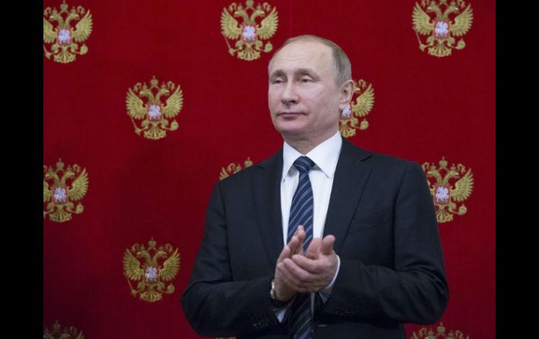 En caso de que la reunión no pueda concretarse en julio, Putin propone que ambos puedan encontrarse en Finlandia. AP / ARCHIVO