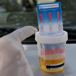 Descalifican a cuatro atletas de Londres 2012 por dopaje