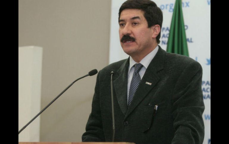 El mandatario estatal aumenta el grupo de mando de su gobierno, al crear nuevos espacios en jefaturas y direcciones. NTX / ARCHIVO