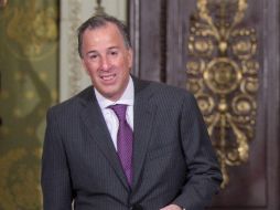 Con el moderado recorte al gasto, Hacienda espera que se logrará bajarle a la deuda pública. EFE / ARCHIVO