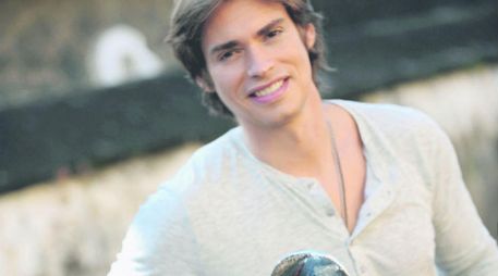 Disco en puerta. Bajo un concepto urbano con toques de bachata, Carlos Baute sacará un nuevo disco en octubre. NTX /