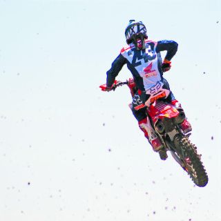 Rugen las motos en León y triunfa un esloveno