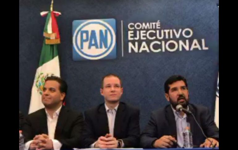 El líder nacional del PAN anunció que su partido presentará una denuncia ante la PGR por el desvío de recursos de los Moreira. TWITTER / @AccionNacional