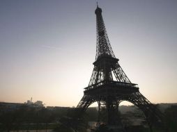 La torre se ha utilizado en varias ocasiones para homenajear a víctimas del terrorismo. AFP / ARCHIVO