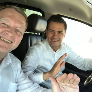 Primer ministro de Dinamarca comparte ‘selfie’ con Peña Nieto