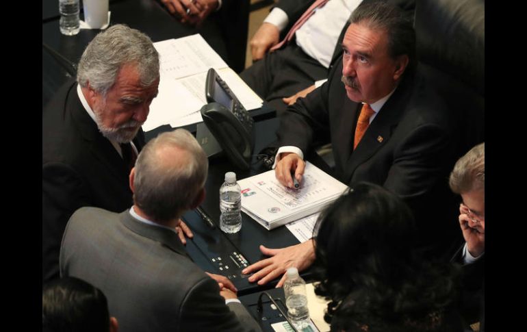 Emilio Gamboa Patrón informó que en consecuencia de la nueva tercera fuerza en el Senado, se llevarán a cabo las reasignaciones. SUN / J. Reyes