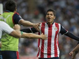 Zaldívar cobró el penal que puso el 2-1 para Chivas. MEXSPORT / J. Martínez