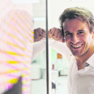 Carlos Quezada comete villanías en 'El Rey León'