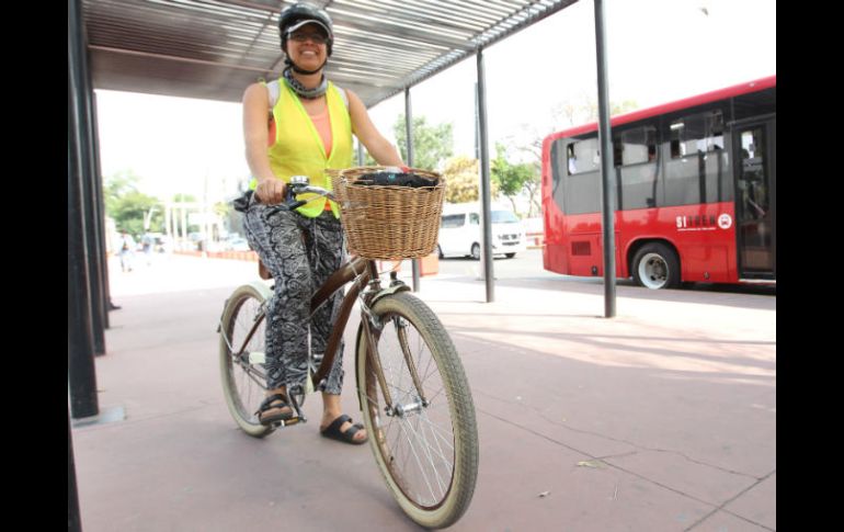 La bici es sana, apoya a la ecología y es movilidad sustentable. EL INFORMADOR / ARCHIVO