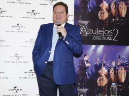 Coque Muñiz fue acreedor de un doble disco de oro por las ventas de su producción discográfica 'Azulejos 2'. SUN / A. Salinas
