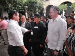 Aristóteles asistió a un encuentro con mujeres de la Fiscalía para que éstas se inscribieran en un programa social. ESPECIAL / Aristóteles Sandoval