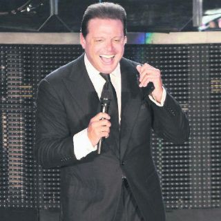 Juez de EU cita a Luis Miguel; pide dinero prestado