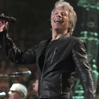 Bon Jovi pospone conciertos por bronquitis