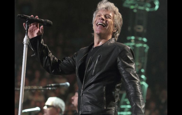 Admiradores y algunos críticos han notado que tuvo dificultades para cantar y alcanzar algunas notas en los últimos días. AP / ARCHIVO