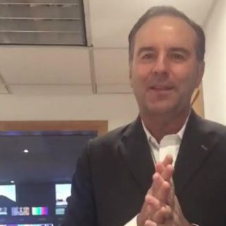 Esteban Arce defiende su premio de periodismo
